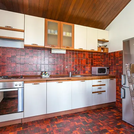 By The Sea Mirca, Brac - 732