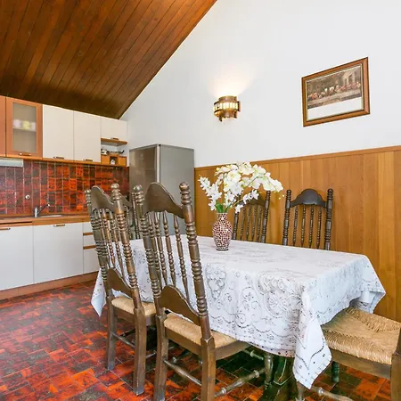 By The Sea Mirca, Brac - 732 アパート Mirce