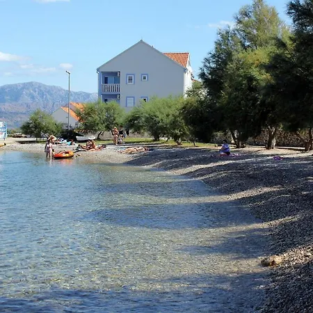 Apartment Apartments By The Sea Mirca, Brac - 732 Mirca (Brac)