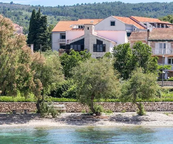 By The Sea Mirca, Brac - 732 شقة Mirce